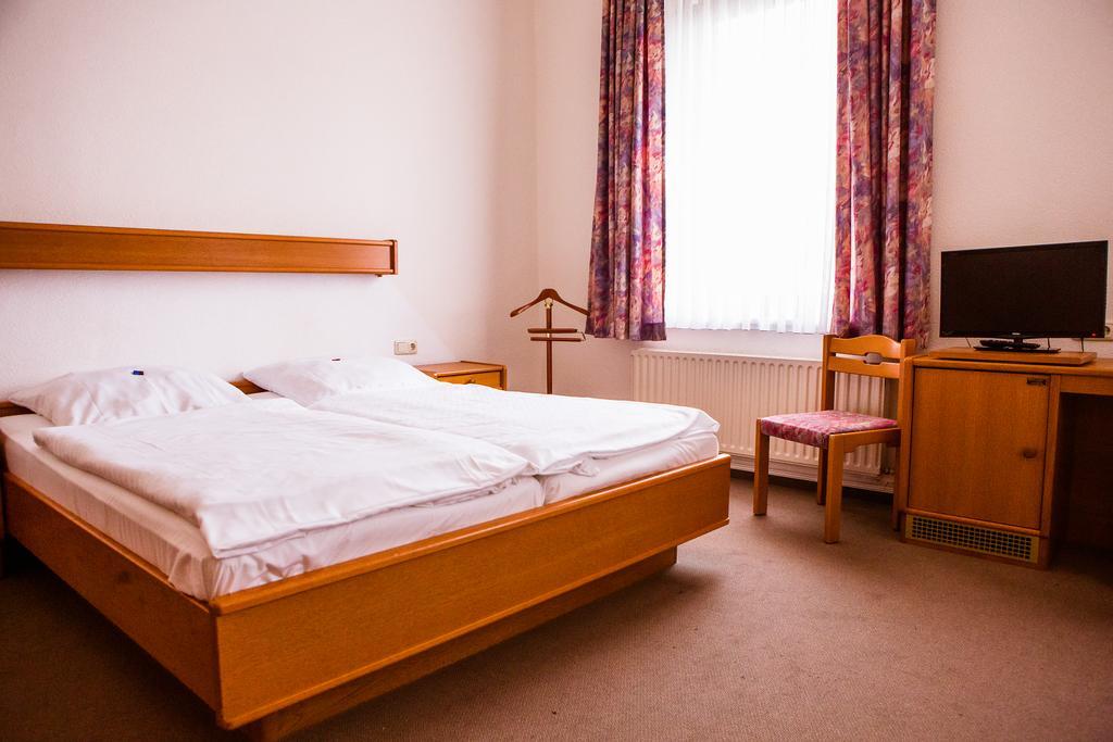 Hotel Am Bahnhof Stendal Værelse billede