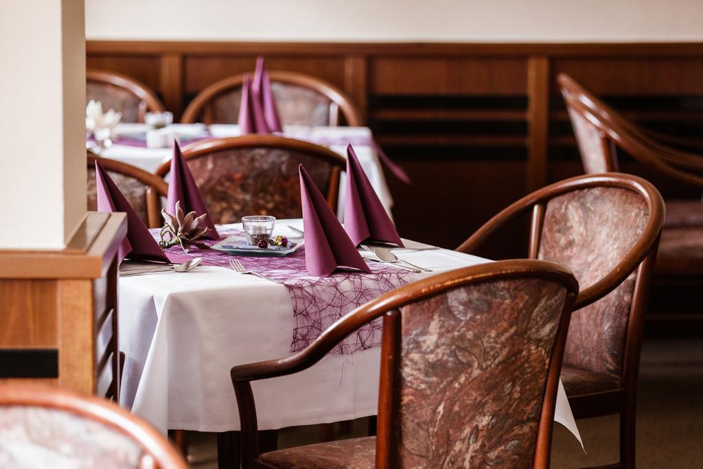 Hotel Am Bahnhof Stendal Eksteriør billede