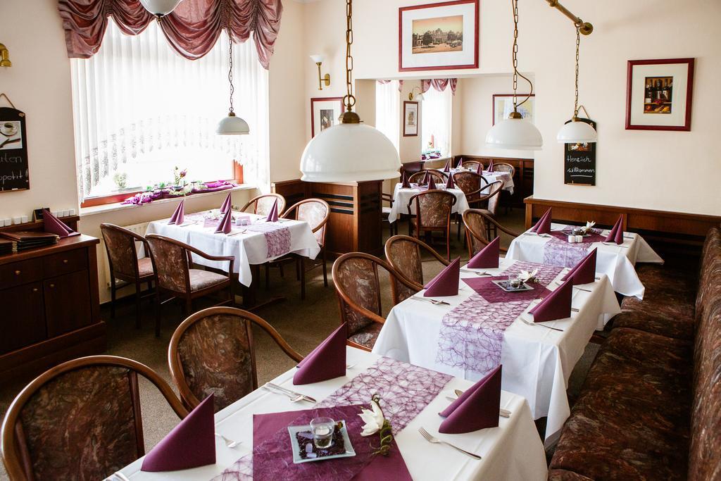 Hotel Am Bahnhof Stendal Eksteriør billede